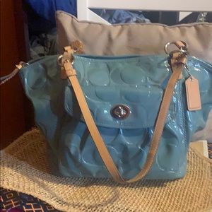 Unique COACH monogrammed C’s canvas handbag 👜